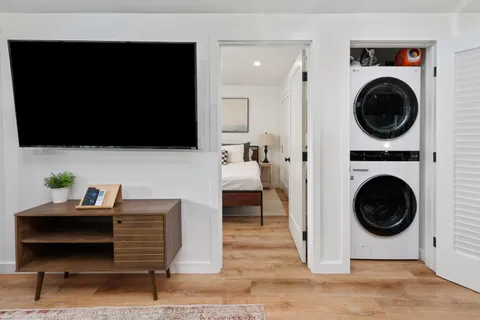 $1,995,000 | 807 West Mission Street, Santa Barbara, CA 93101