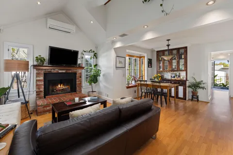 $1,995,000 | 807 West Mission Street, Santa Barbara, CA 93101