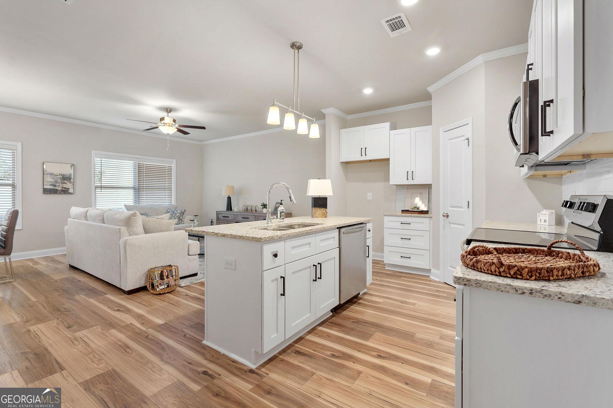 4 Dewey Road Lilburn, GA 30047 - Photo 3 of 20