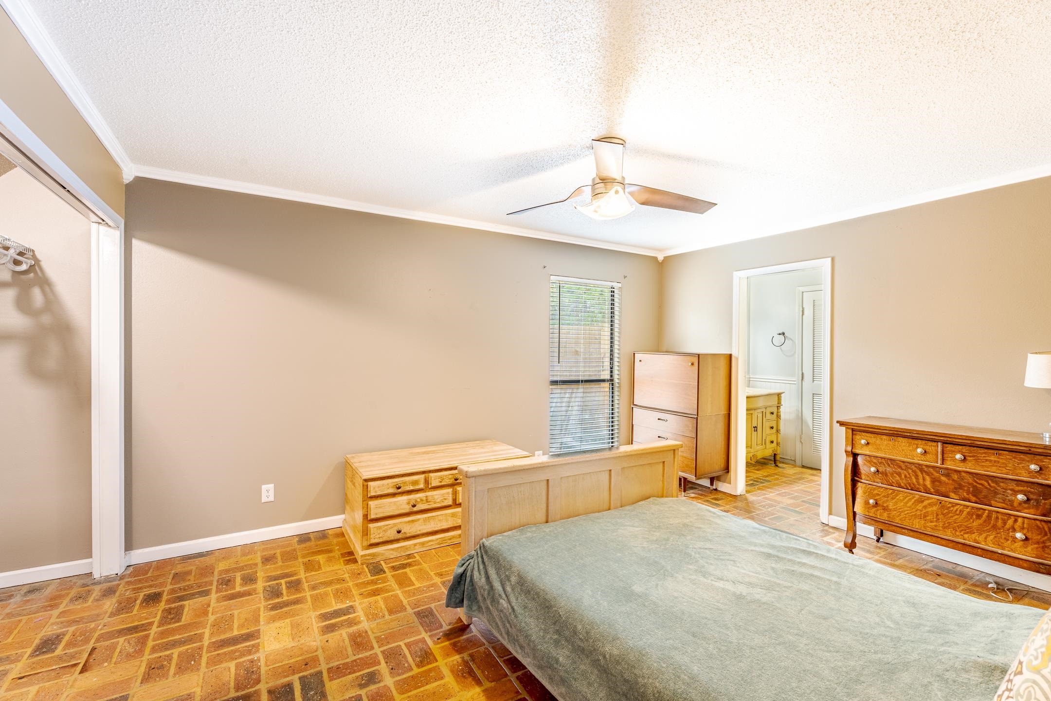 215 Montclair Loop Daphne, AL 36526 - Photo 14 of 37