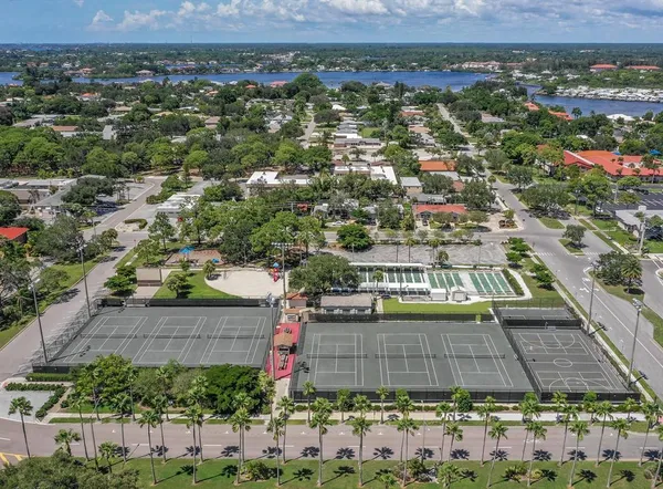 $4,500 | 236 Holly Road, Venice, FL 34293