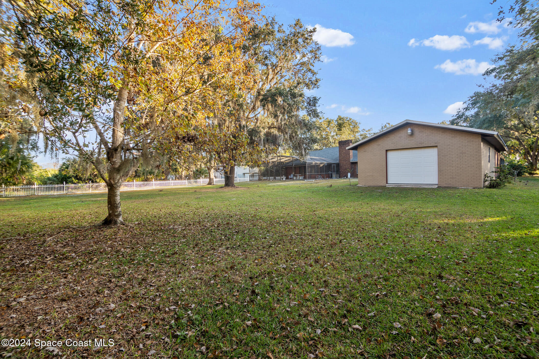 2630 Simon Road Melbourne, FL 32904 - Photo 33 of 54 Rear View