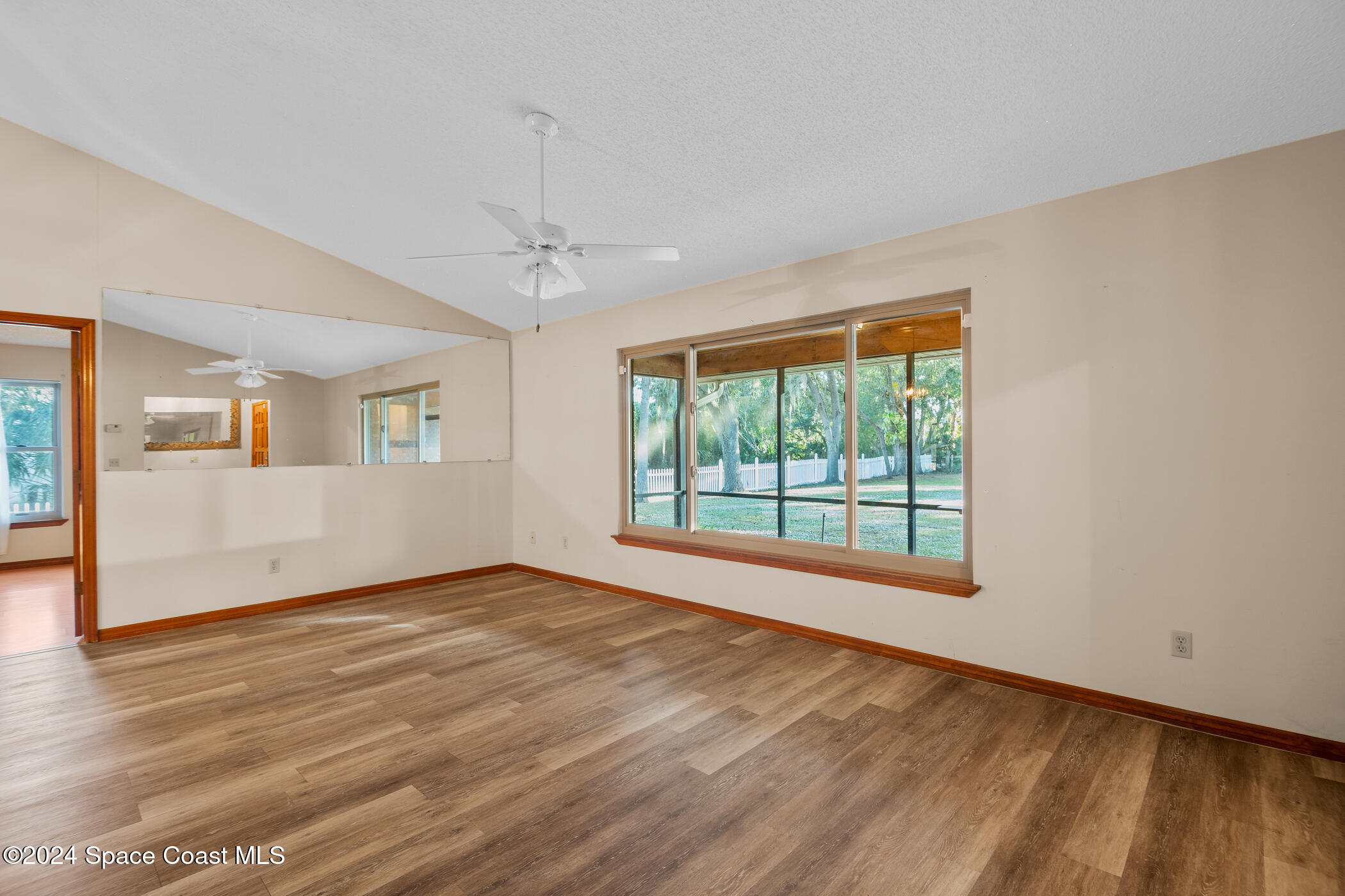 2630 Simon Road Melbourne, FL 32904 - Photo 8 of 54 Dining Area