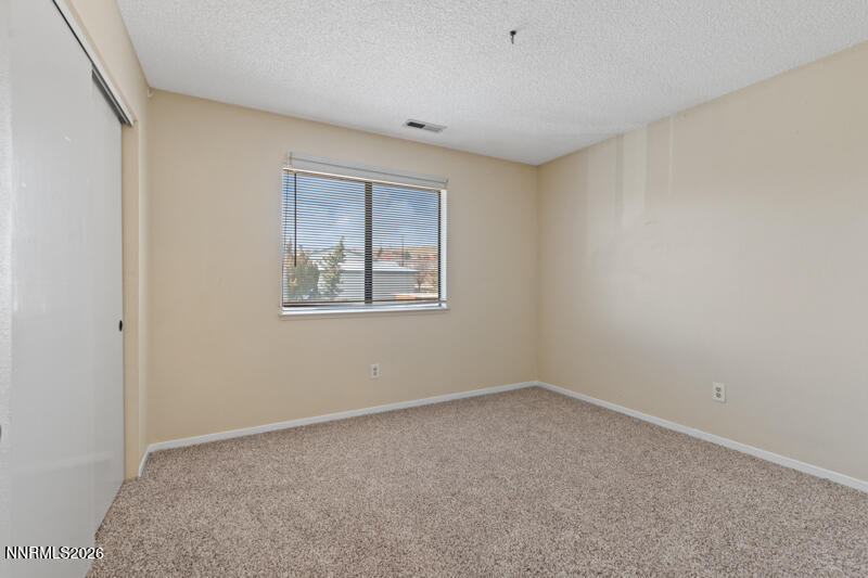 2990 Tierra Verde West Reno, NV 89512 - Photo 8 of 15 2990 Tierra Verde W (8 of 15)