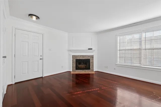 $80,000 | 12660 Ashford Point Drive, Unit 606, Houston, TX 77082