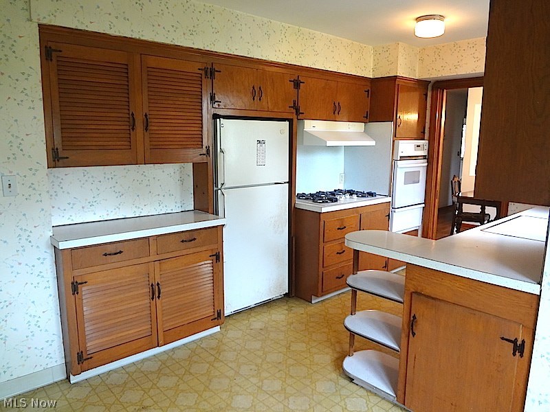 13015 Hathaway Road Garfield Heights, OH 44125 - Photo 2 of 20