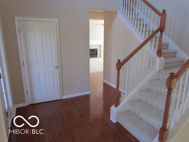 13951 Avalon Boulevard Fishers, IN 46037 - Photo 4 of 27