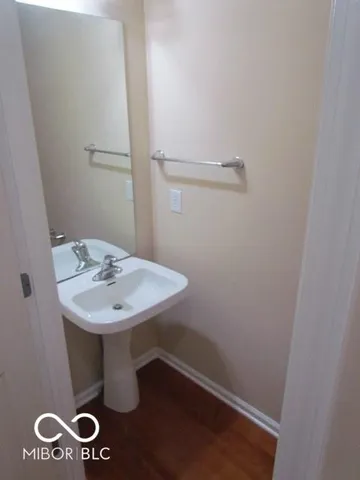 $2,595 | 13951 Avalon Boulevard, Fishers, IN 46037