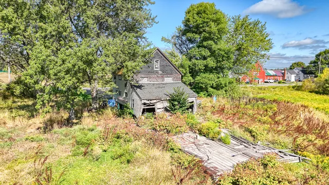 $220,000 | 595 Bangor Road, Benton, ME 04901