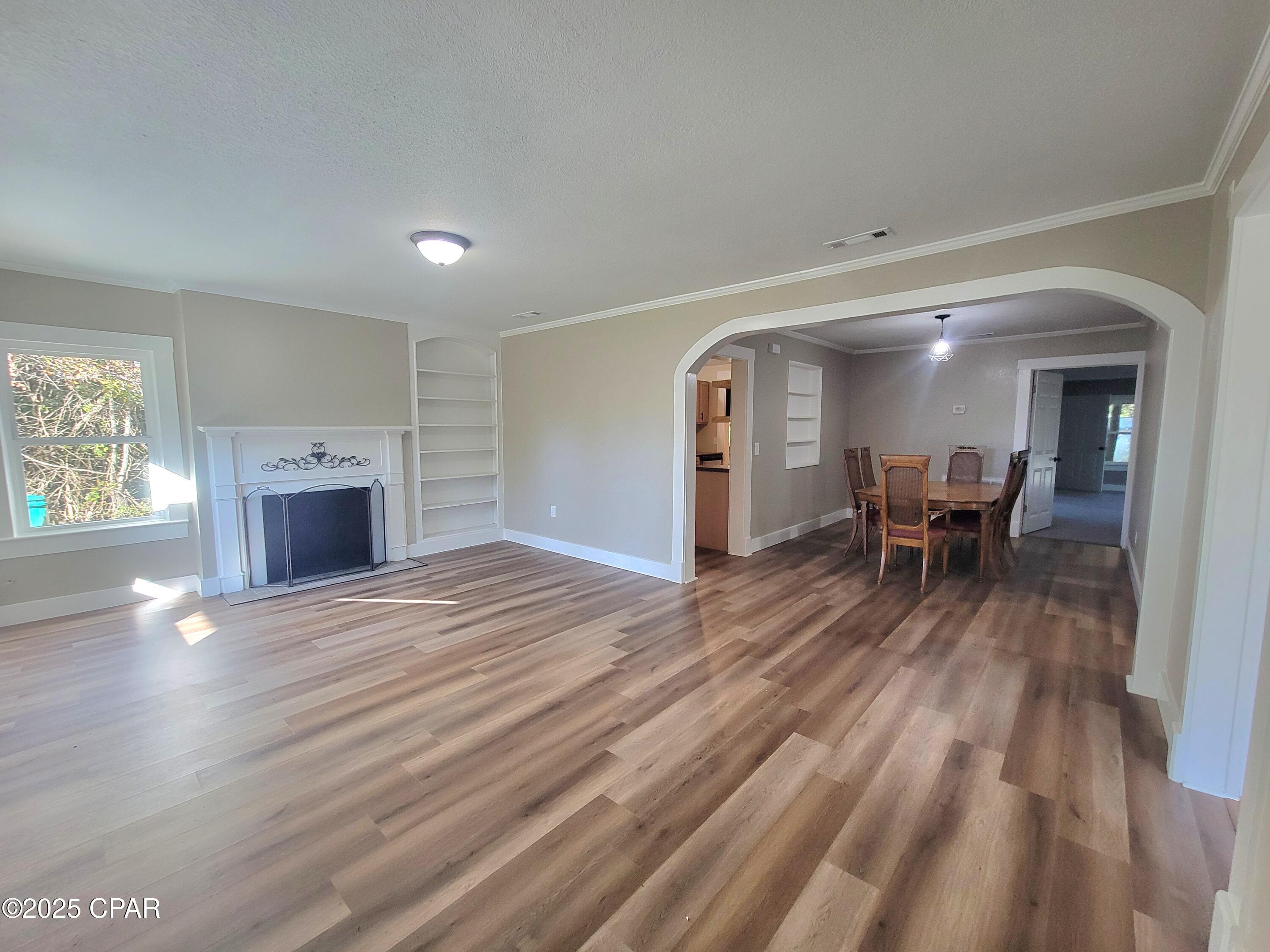 657 Main Street Chipley, FL 32428 - Photo 4 of 26