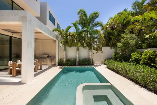 a view of outdoor space yard and patio