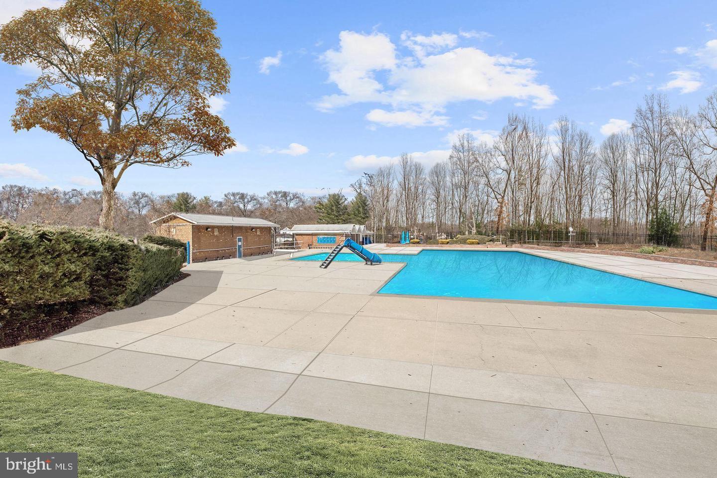 9001 Golden Pass Laurel, MD 20708 - Photo 37 of 40 Community Pool