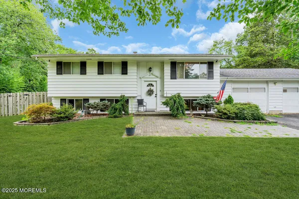 $4,500 | 624 Fort Plains Road, Howell, NJ 07731