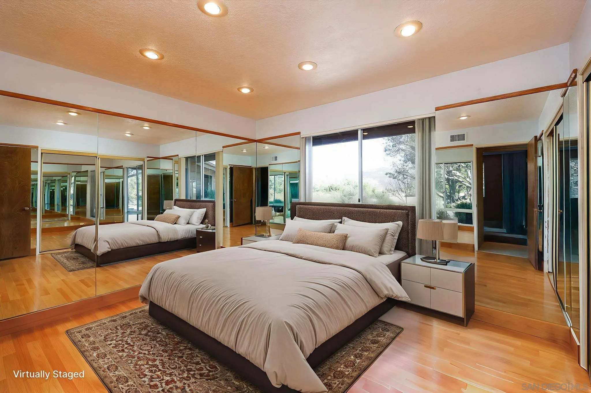 2307 Vista Rodeo Drive El Cajon, CA 92019 - Photo 34 of 48 Digitally Altered. Original Image (https://cdnparap00.paragonrels.com/ParagonImages/Property/p0/SDMLS/2601169/32/533/400/cd6101589ab1bcbe69aac58913f96765/3/c98c46e9b68b4c34becdcf4d9d2a2bd3/2601169-f231ddce-04bc-4371-9e67-a1afa66b8ecf.JPG)