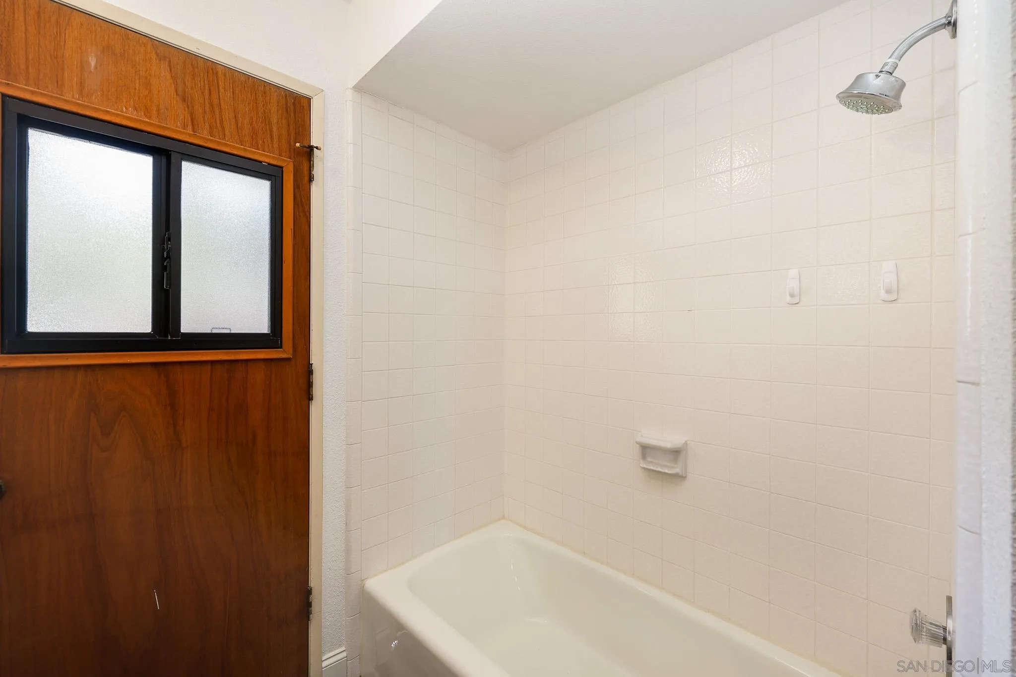 2307 Vista Rodeo Drive El Cajon, CA 92019 - Photo 37 of 48