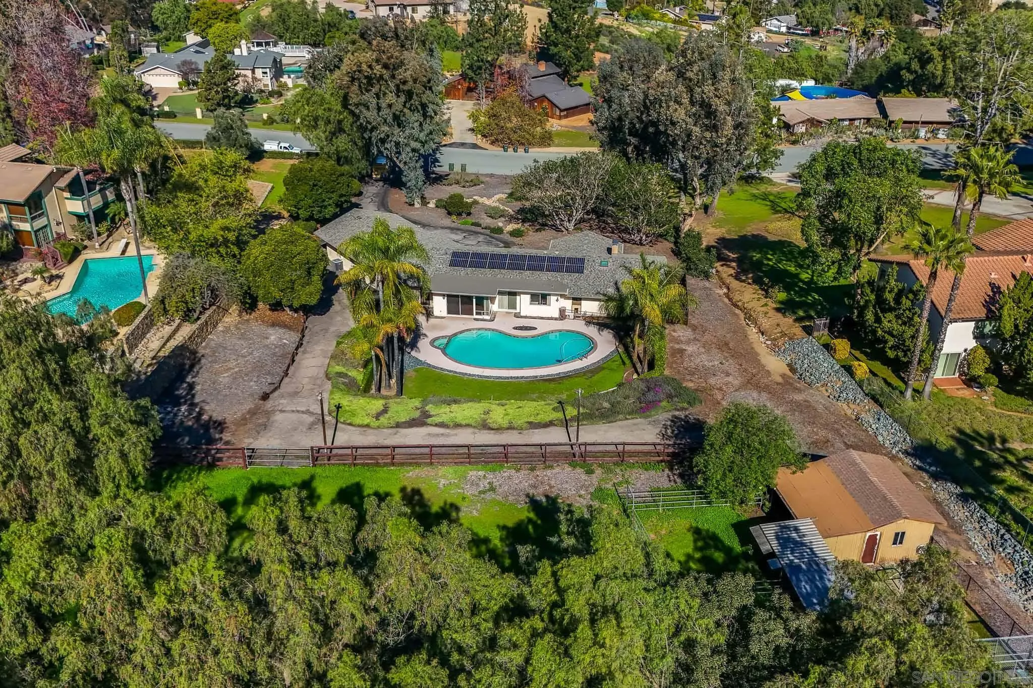 2307 Vista Rodeo Drive El Cajon, CA 92019 - Photo 4 of 48