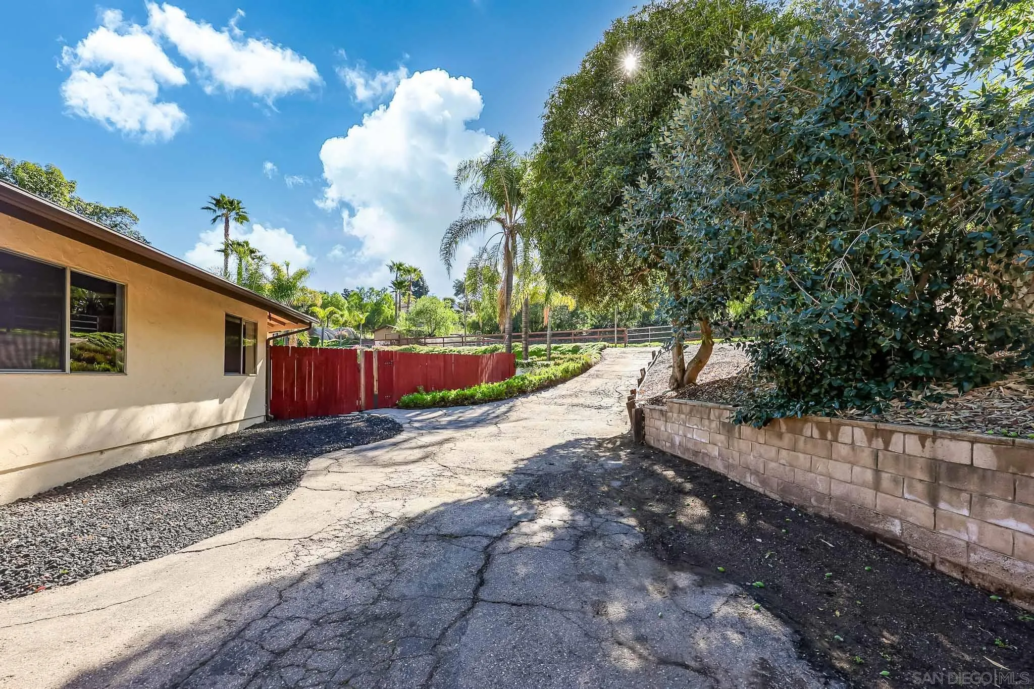 2307 Vista Rodeo Drive El Cajon, CA 92019 - Photo 45 of 48