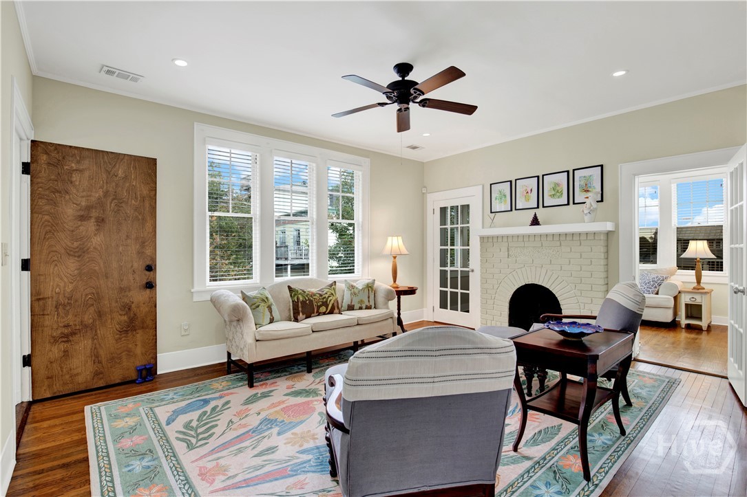 309 East 34th Street, Unit 2 Savannah, GA 31401 - Photo 6 of 38