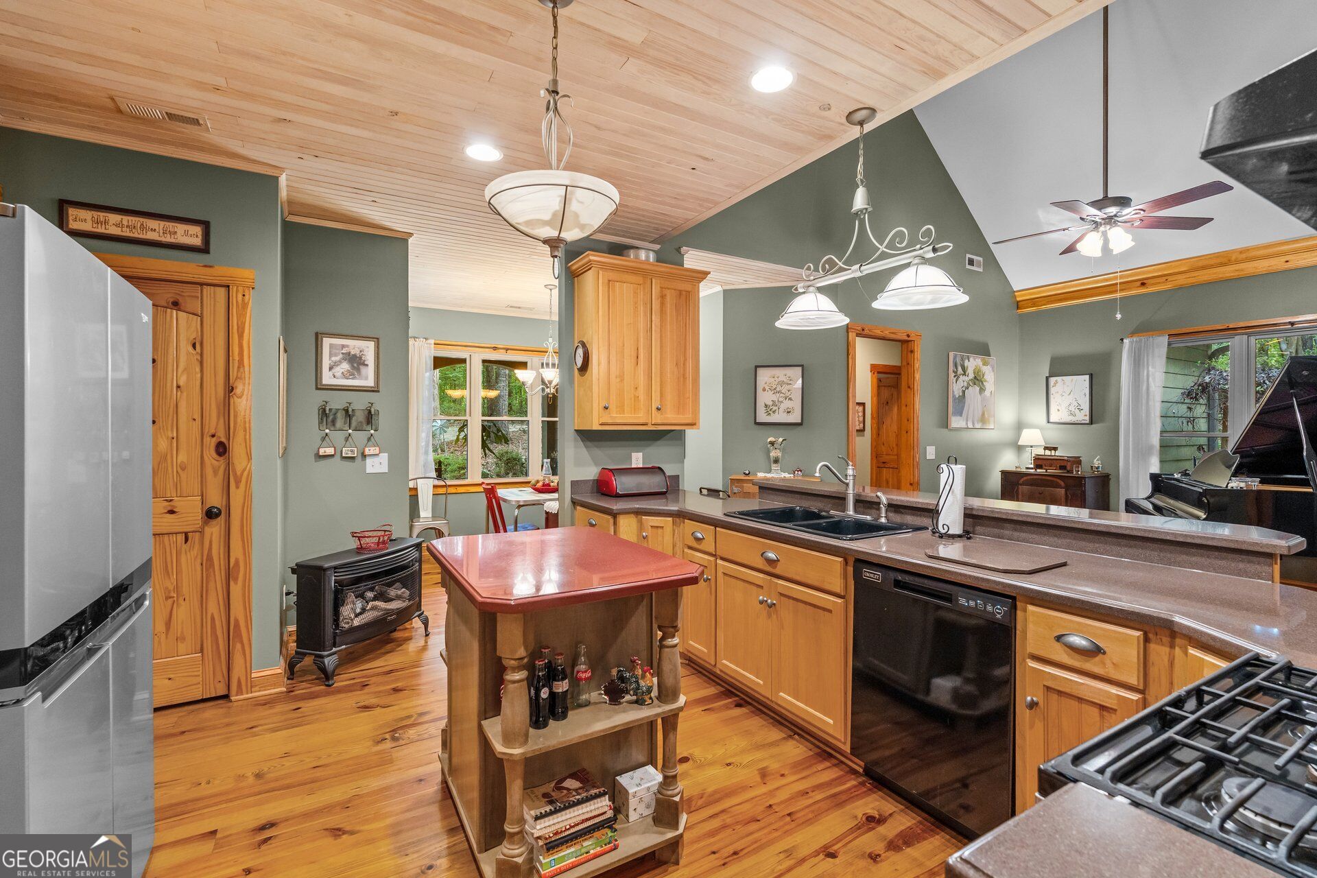 4165 Glenn Road Franklin, GA 30217 - Photo 9 of 40 Gallery Image 9