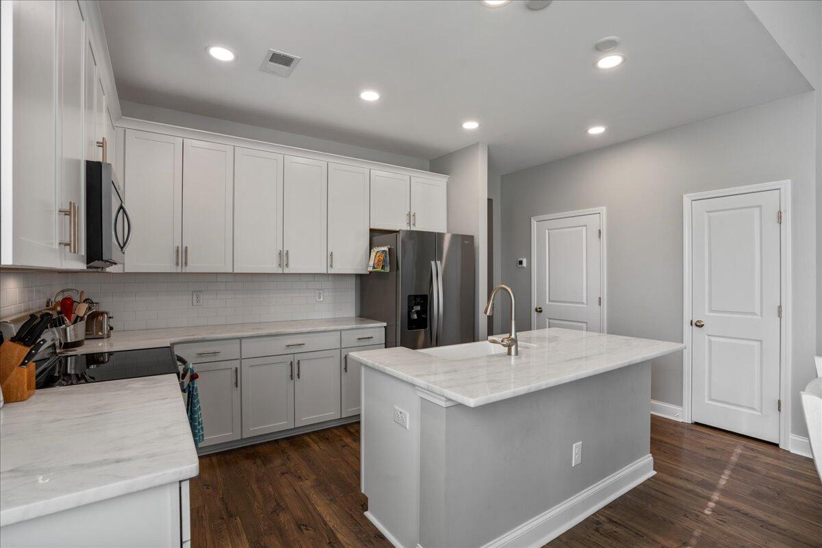 612 Ravensridge Lane Moncks Corner, SC 29461 - Photo 15 of 32 15-SNY07098