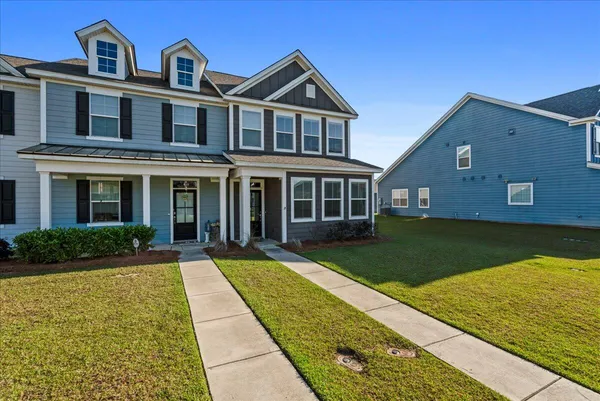 $313,500 | 612 Ravensridge Lane, Moncks Corner, SC 29461
