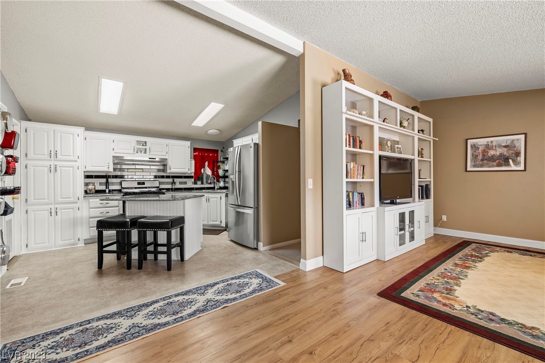 761 Fort Churchill Road Pahrump, NV 89060 - Photo 9 of 29 Gallery Image 9