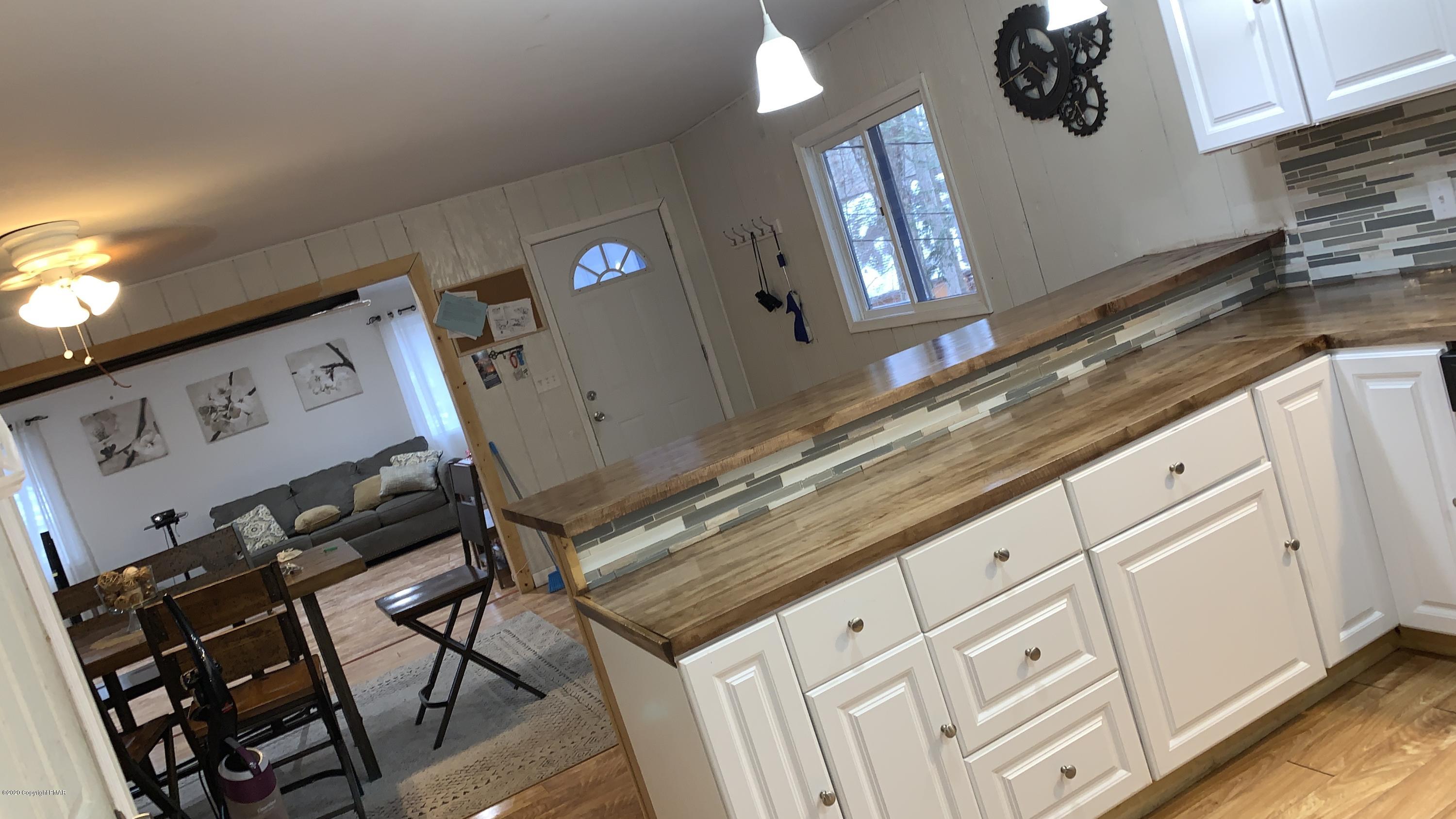 4313 Winchester Way Bushkill, PA 18324 - Photo 13 of 43 Photo Jan 10, 8 55 05 AM