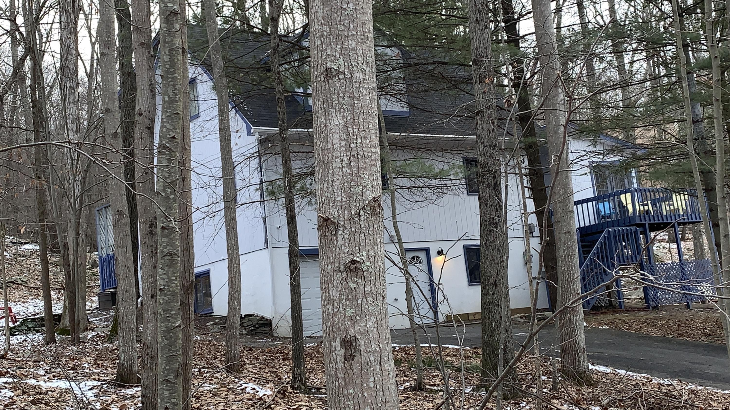 4313 Winchester Way Bushkill, PA 18324 - Photo 3 of 43 Photo Jan 10, 8 43 12 AM