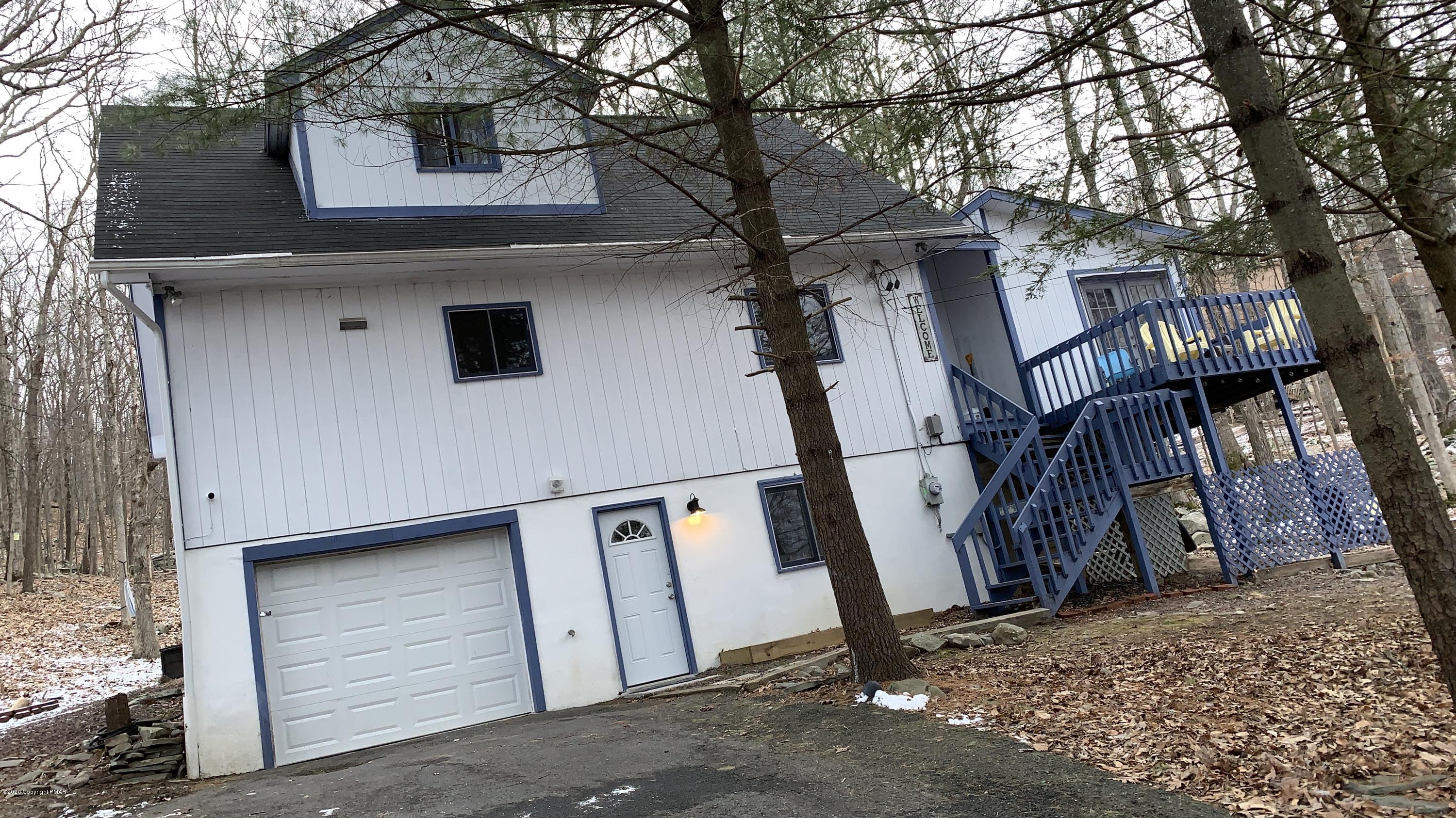 4313 Winchester Way Bushkill, PA 18324 - Photo 4 of 43 Photo Jan 10, 8 44 17 AM