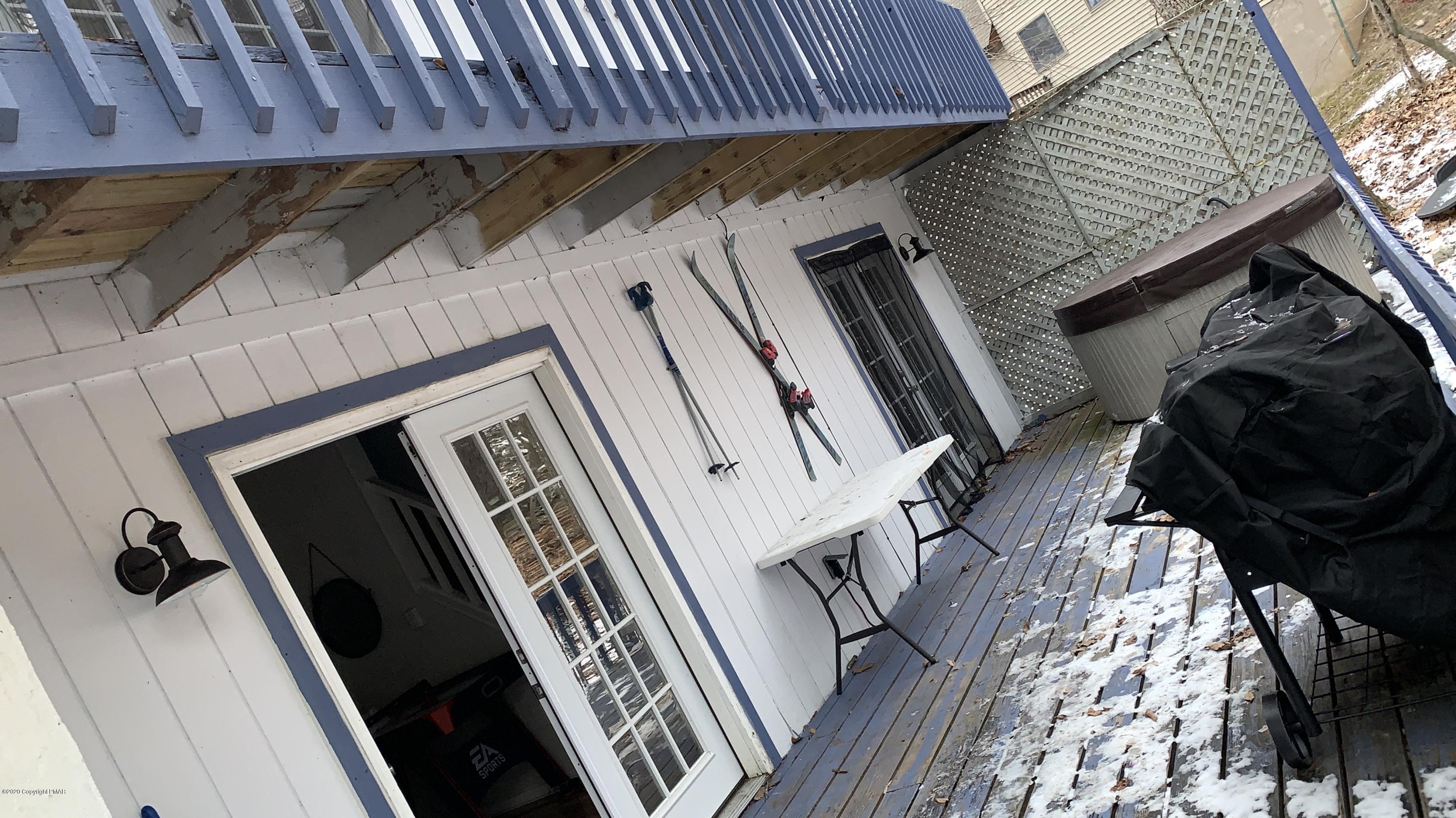 4313 Winchester Way Bushkill, PA 18324 - Photo 41 of 43 Photo Jan 10, 9 23 55 AM