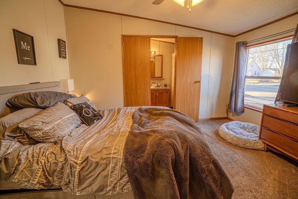 818 East State Street Mauston, WI 53948 - Photo 14 of 41