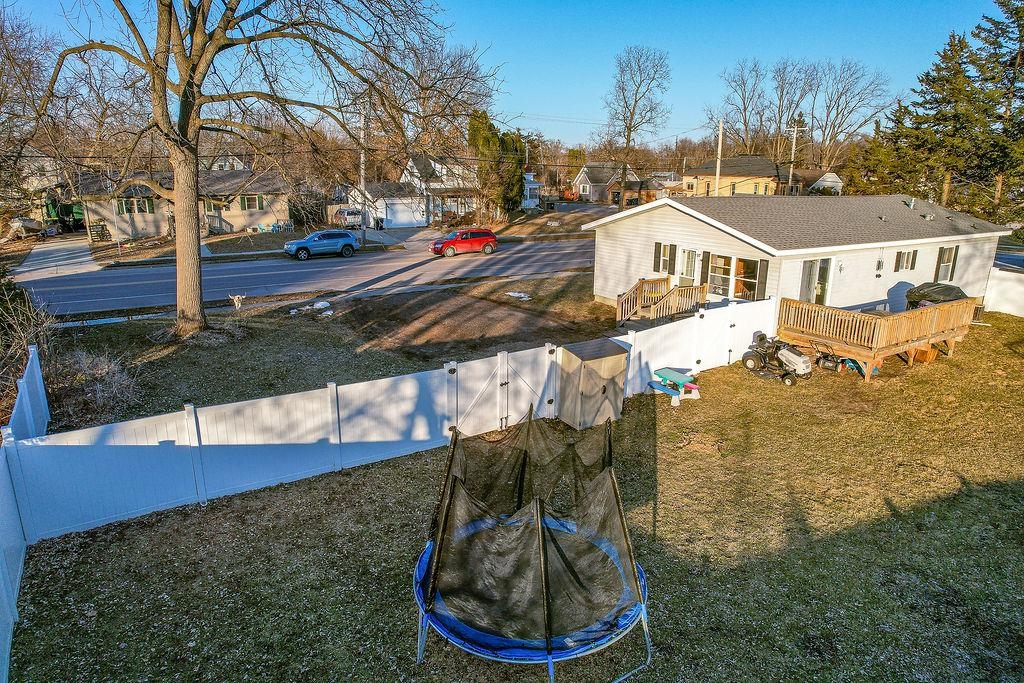 818 East State Street Mauston, WI 53948 - Photo 36 of 41