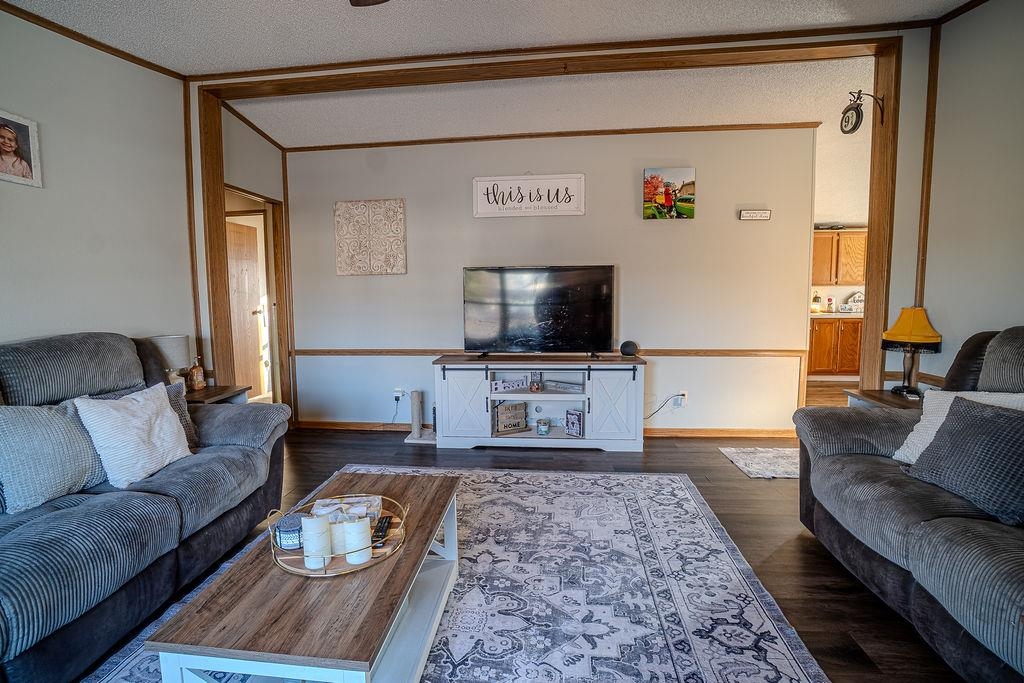 818 East State Street Mauston, WI 53948 - Photo 7 of 41