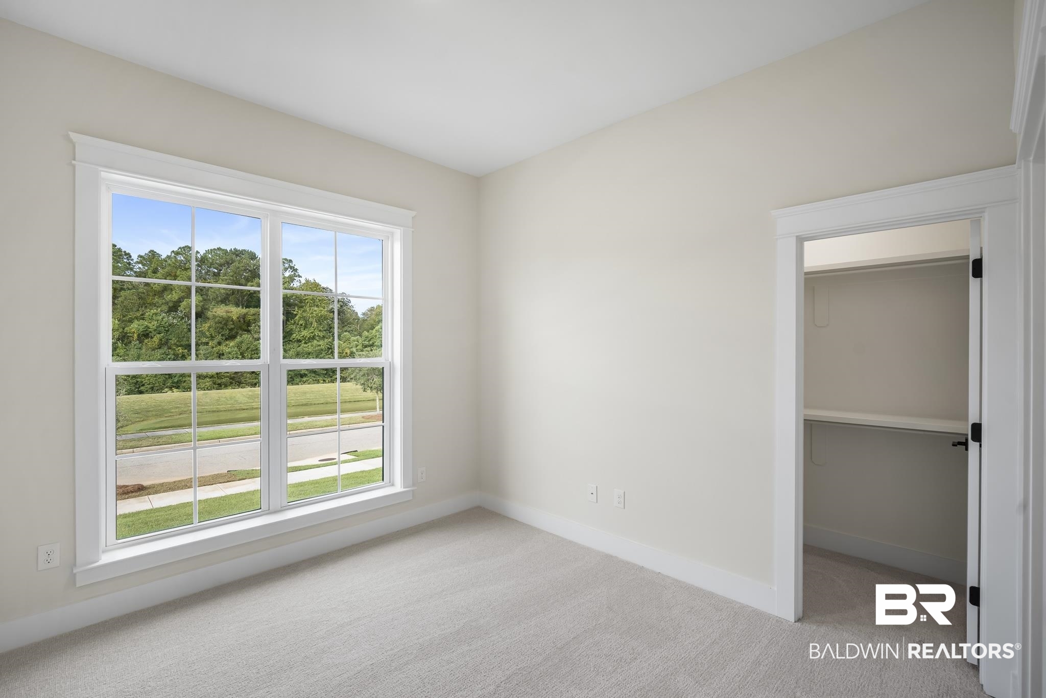 21826 Veranda Boulevard Fairhope, AL 36532 - Photo 23 of 42 Unfurnished bedroom2 with a walk in closet and full bath