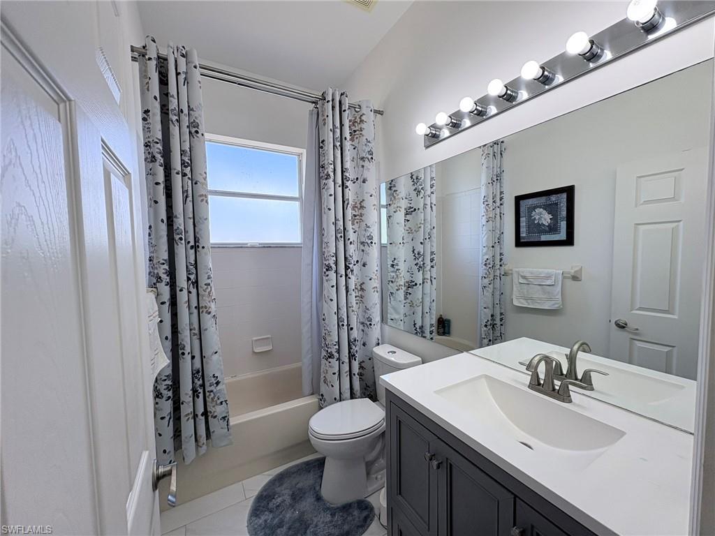 4775 8th Street Northeast Naples, FL 34120 - Photo 13 of 16