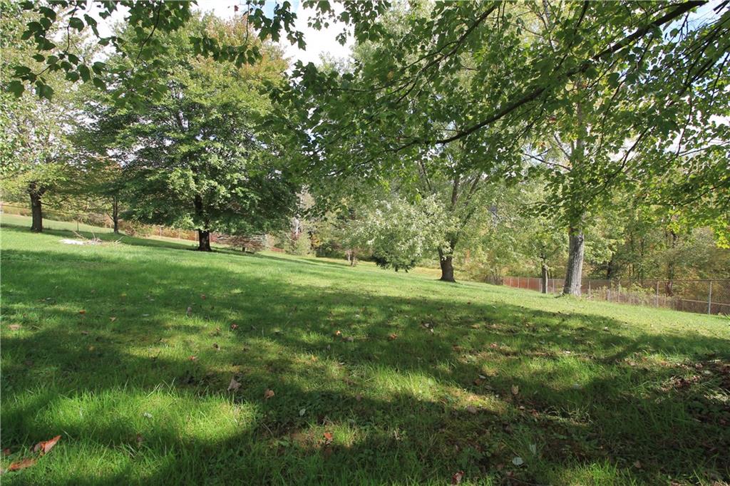 113 Anderson Road Butler, PA 16002 - Photo 3 of 10