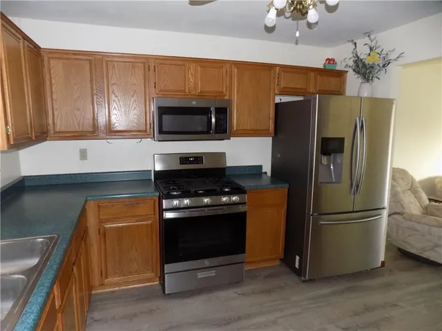 $215,000 | 105 Jefferson Street, Pomona, KS 66076