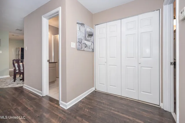 $234,000 | 2421 Beachview Drive, Unit H2, Ocean Springs, MS 39564