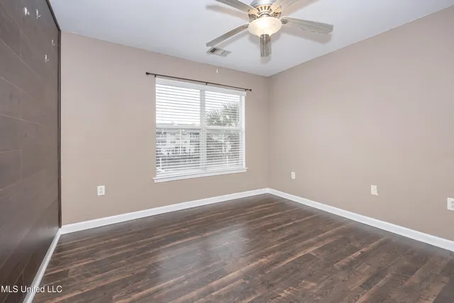 $234,000 | 2421 Beachview Drive, Unit H2, Ocean Springs, MS 39564