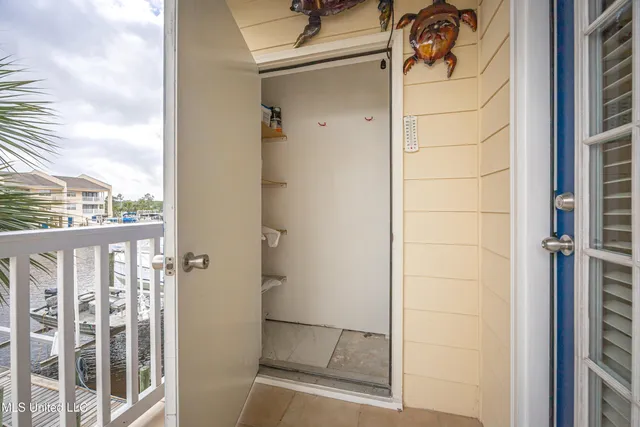 $234,000 | 2421 Beachview Drive, Unit H2, Ocean Springs, MS 39564