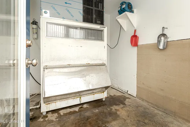 $234,000 | 2421 Beachview Drive, Unit H2, Ocean Springs, MS 39564