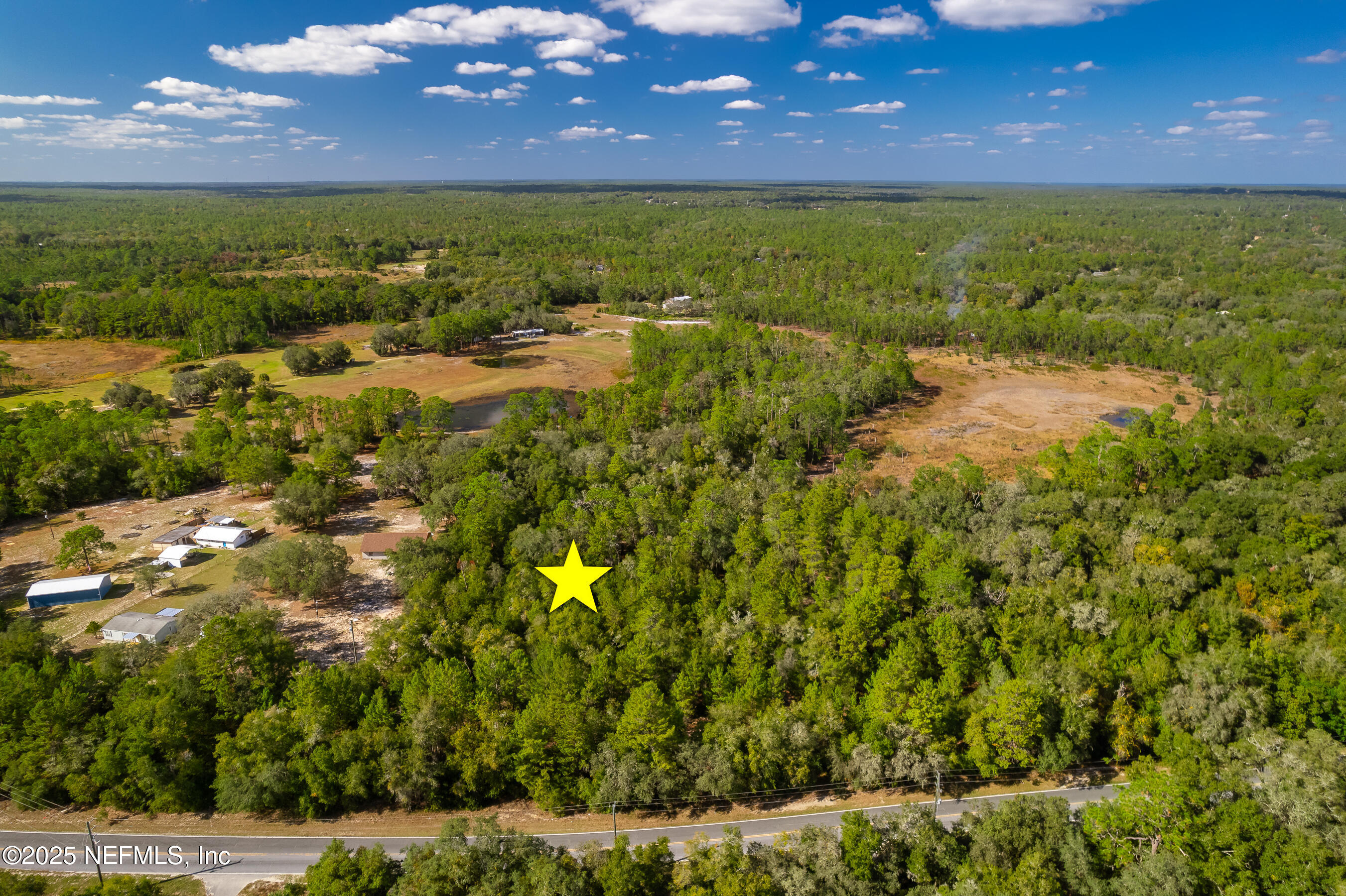 126 Keuka Cemetary Road Interlachen, FL 32148 - Photo 3 of 6 a view of an outdoor space and mountain view