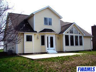 7823 East Cherokee Road Syracuse, IN 46567 - Photo 2 of 12 Gallery Image 2