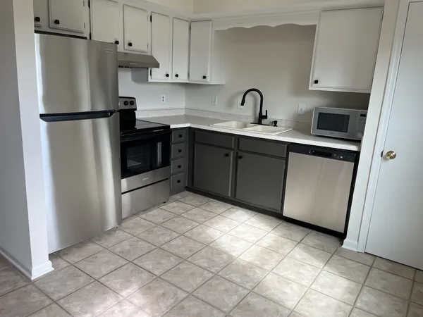 $248,000 | 222 Edgewood Drive, Hendersonville, TN 37075