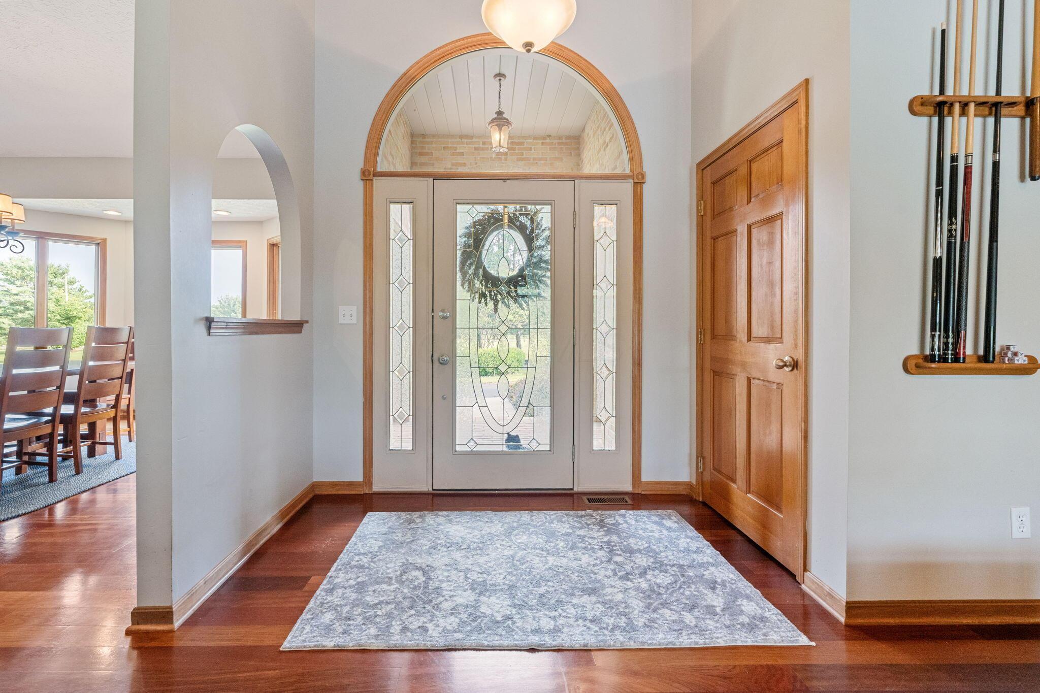 12907 Woodtown Road Galena, OH 43021 - Photo 11 of 117 Foyer