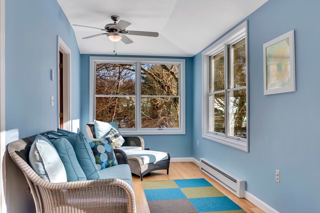 72 Concord Road Acton, MA 01720 - Photo 4 of 30