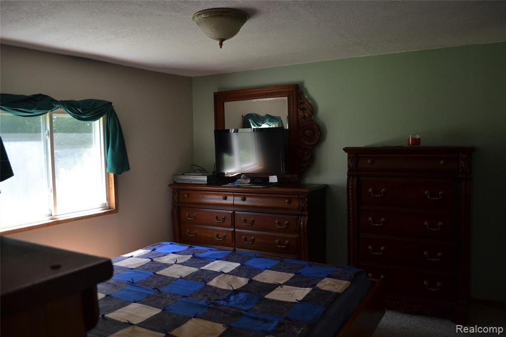6115 Lake Road Millington, MI 48746 - Photo 8 of 24