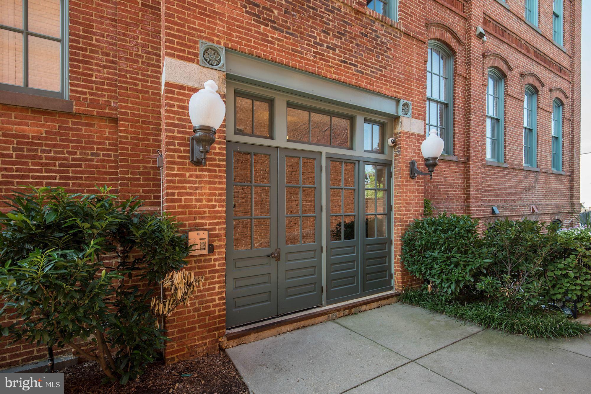 725 5th Street Southeast, Unit 32 Washington, DC 20003 - Photo 3 of 30 Building entry