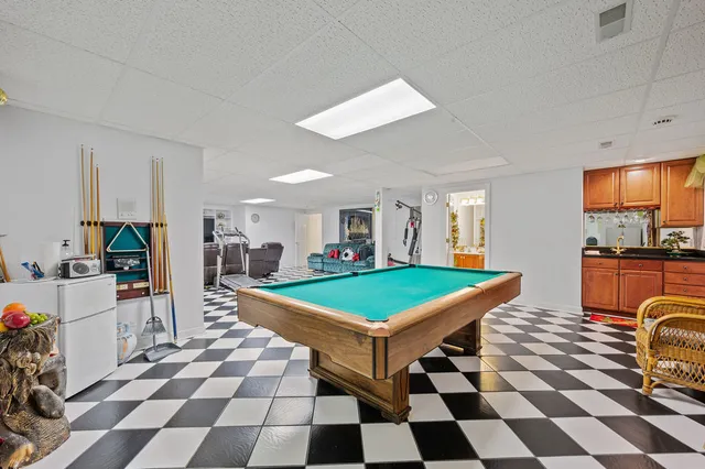 $1,200,000 | 28951 North Forest Lake Lane, Libertyville, IL 60048