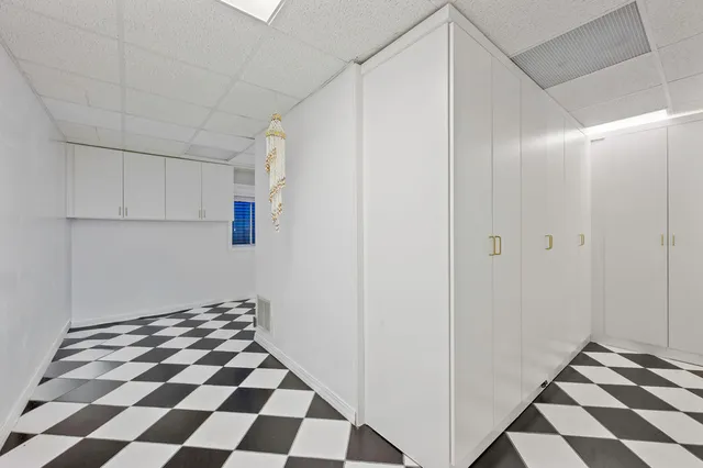 $1,200,000 | 28951 North Forest Lake Lane, Libertyville, IL 60048